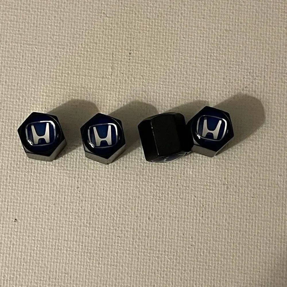 Honda Logo valve Stem caps in Black set of 4 NWT